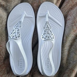 Crocs Iconic comfort Serena size9 Silver